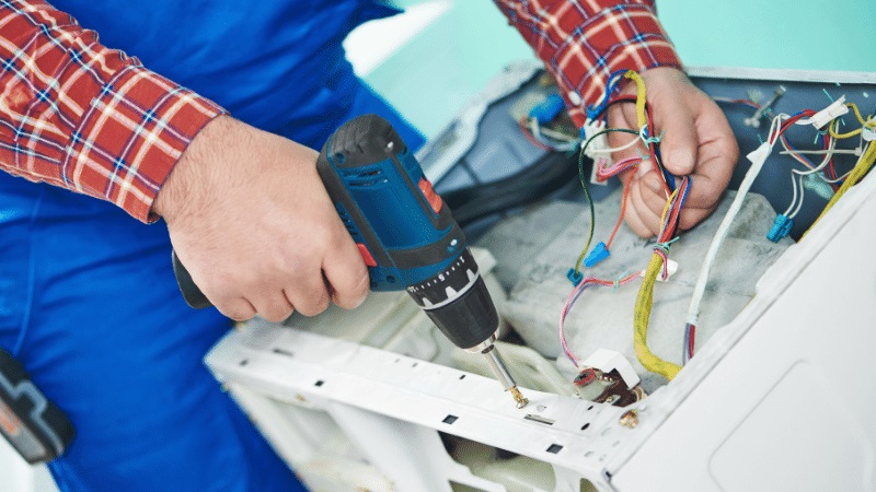 Pamukova Vaillant Vaillant çamaşır makinesi kart tamiri – Su almama arızası orijinal parça ile giderildi. - Teknik servis örneği